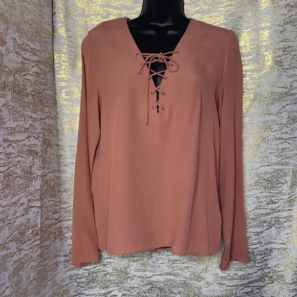 Aritzia Wilfred Free Dusty Rose Redling Blouse Size S - Picture 3 of 15